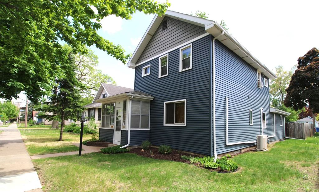 421 E Sanborn Street, Winona
