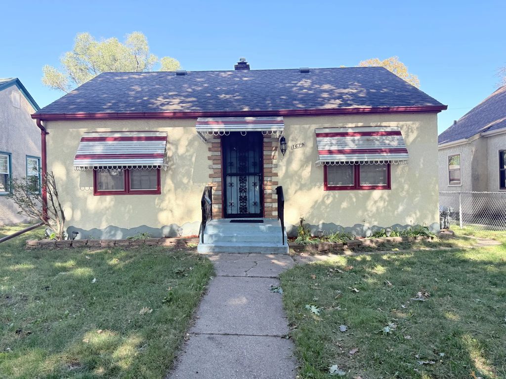 1679 Nevada Avenue E, Saint Paul