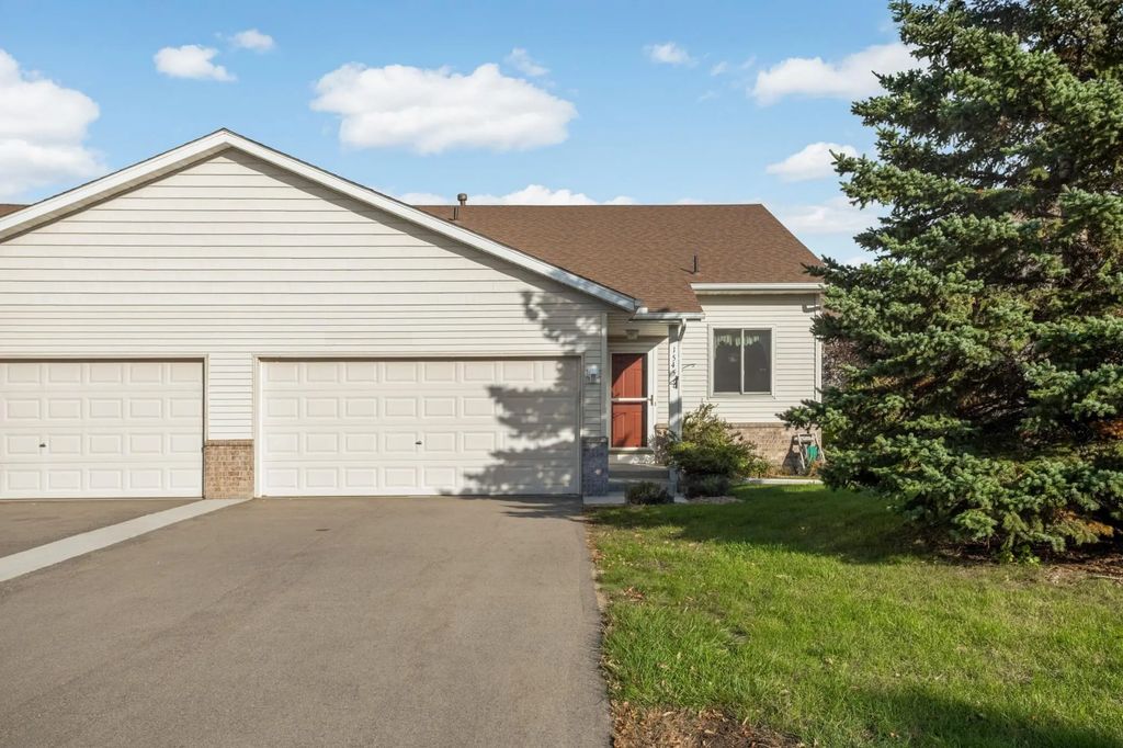 1545 Chartreux Avenue, Shakopee