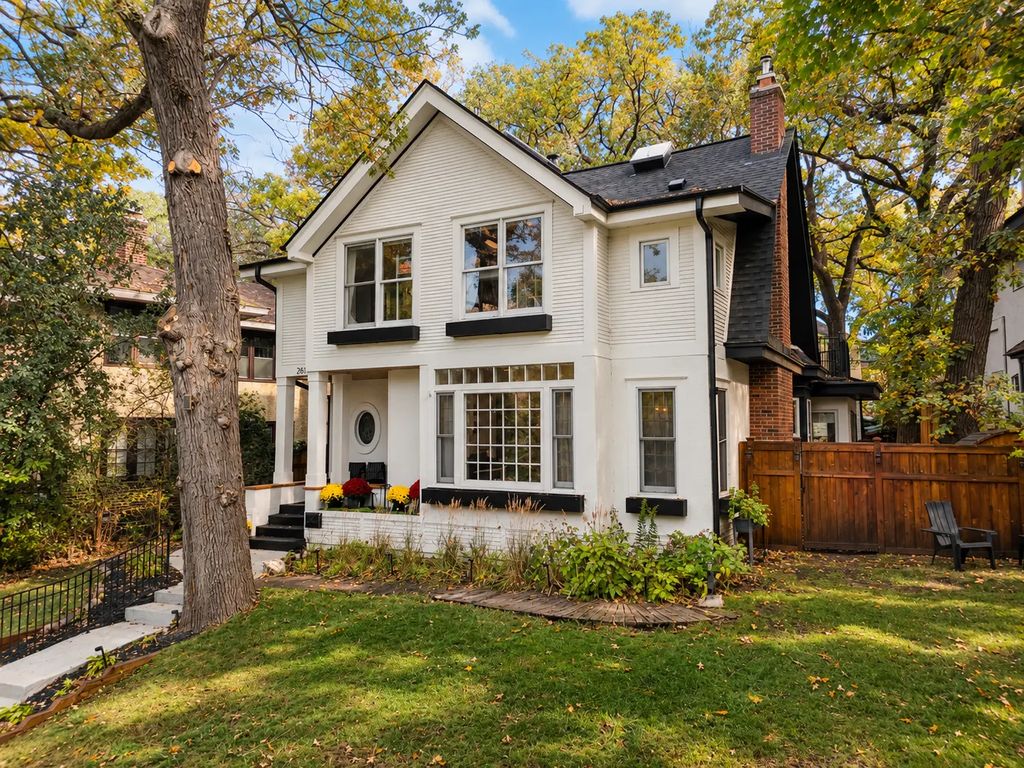 2510 W 22nd Street, Minneapolis