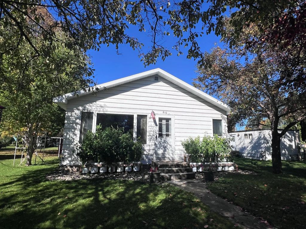 216 2nd Street Se, Sebeka