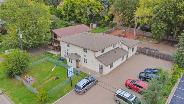 4025 University Avenue Ne, Columbia Heights