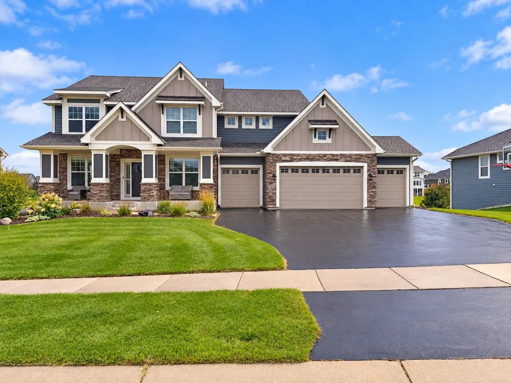 19235 Huxley Avenue, Lakeville