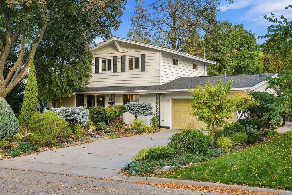 6109 Tingdale Avenue, Edina