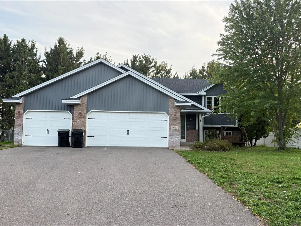 5660 Highland Trail, Big Lake