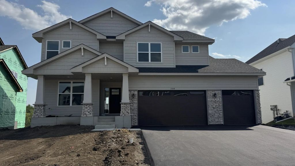 1084 Adamstown Drive, Rosemount