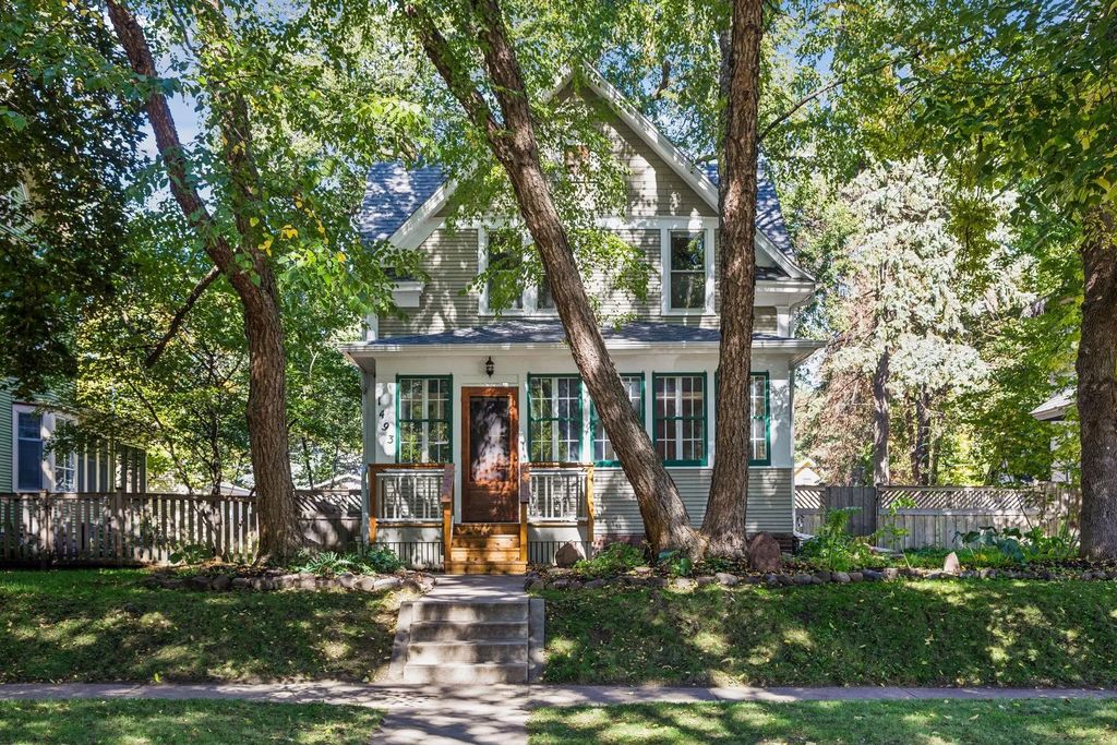 1493 Lincoln Avenue, Saint Paul