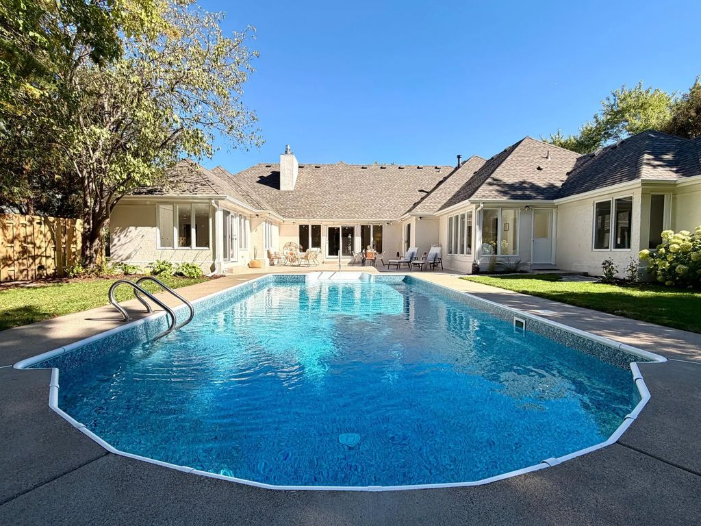 10725 Purdey Road, Eden Prairie