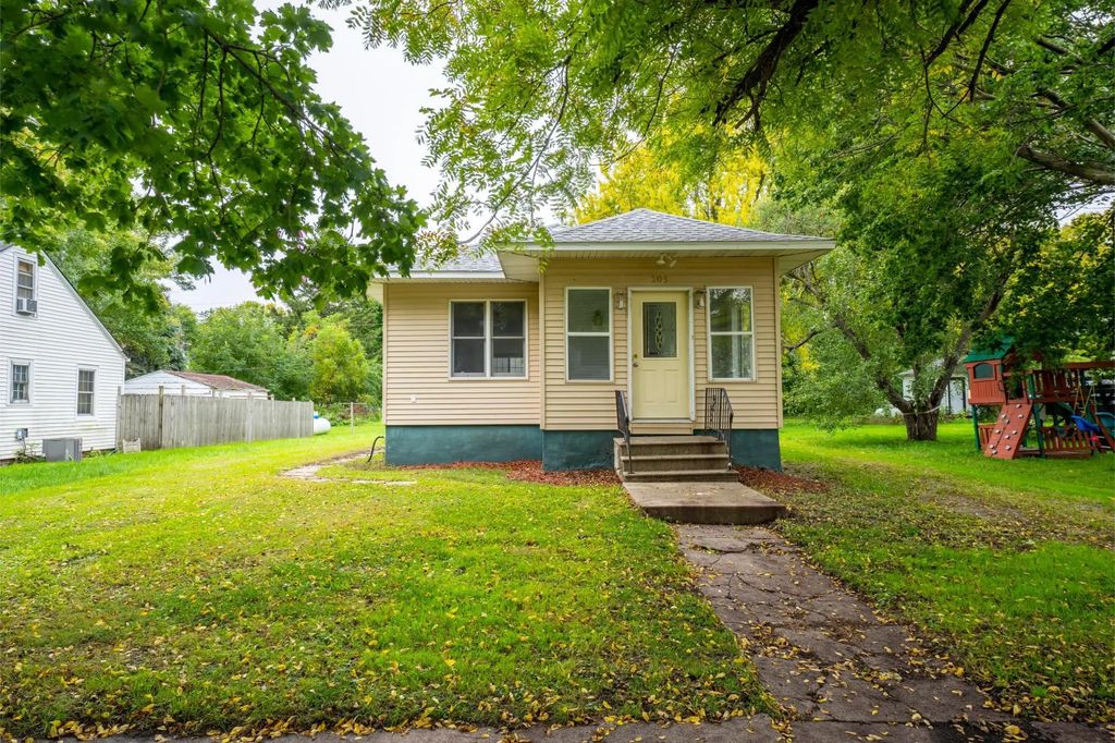 305 N Secor Street, Bricelyn