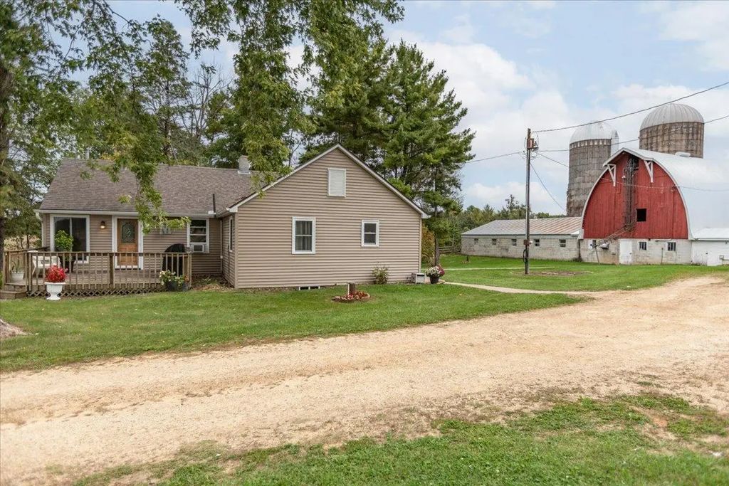 1681 County Road X, Glenwood City