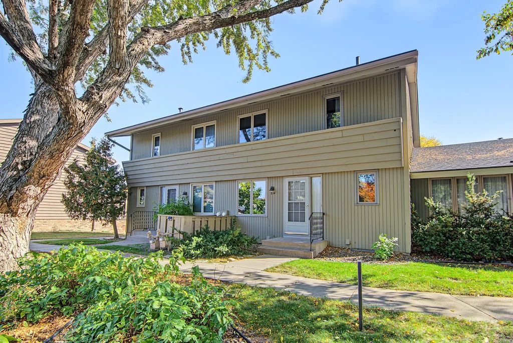 214 Windsor Court, New Brighton
