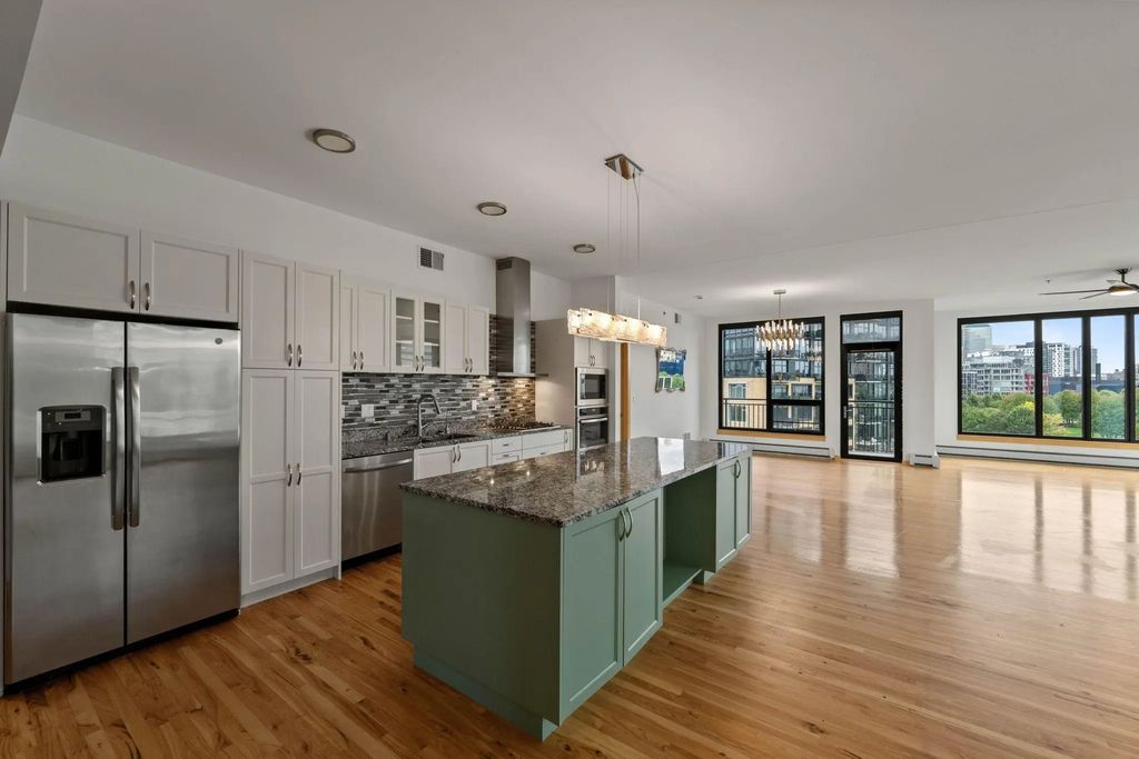 1240 S 2nd Street 521, Minneapolis