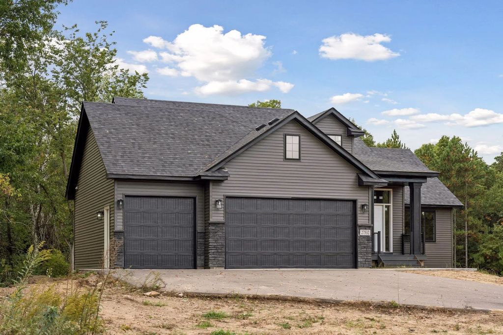 27532 Dahlia Court Nw, Isanti