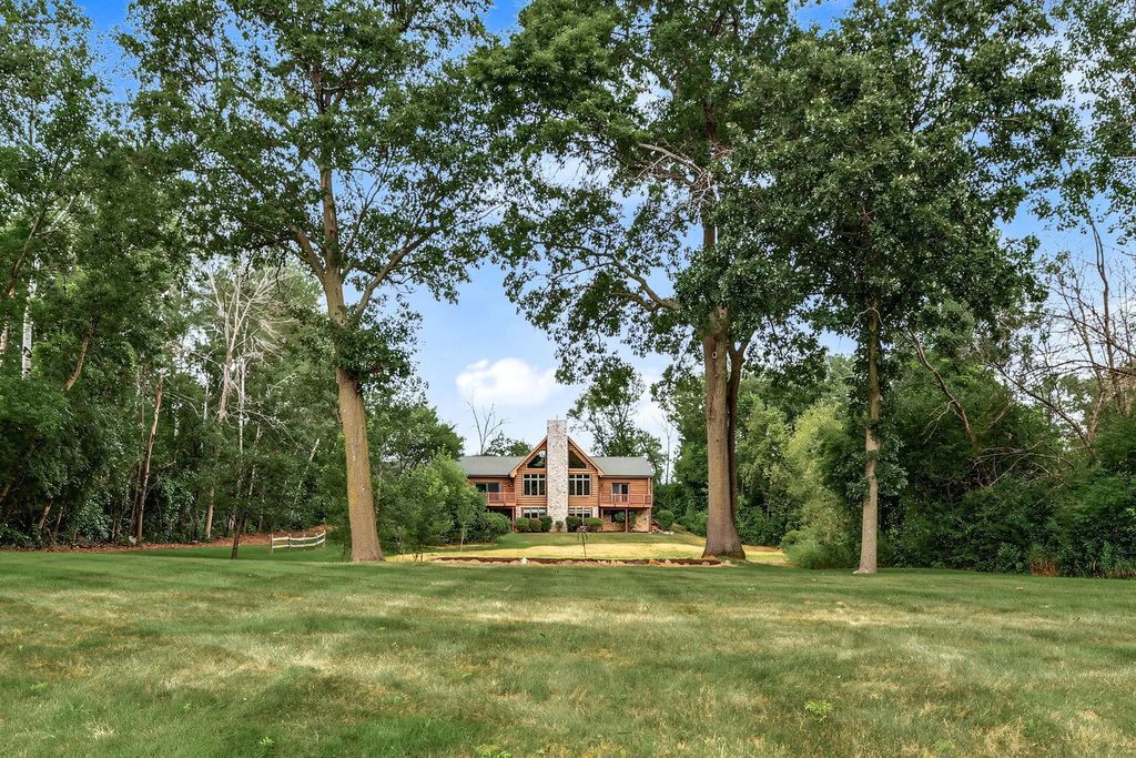 6294 Otter Lake Road, Lino Lakes