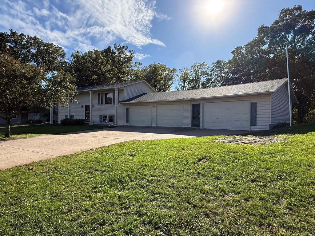 20761 187th Avenue Nw, Big Lake