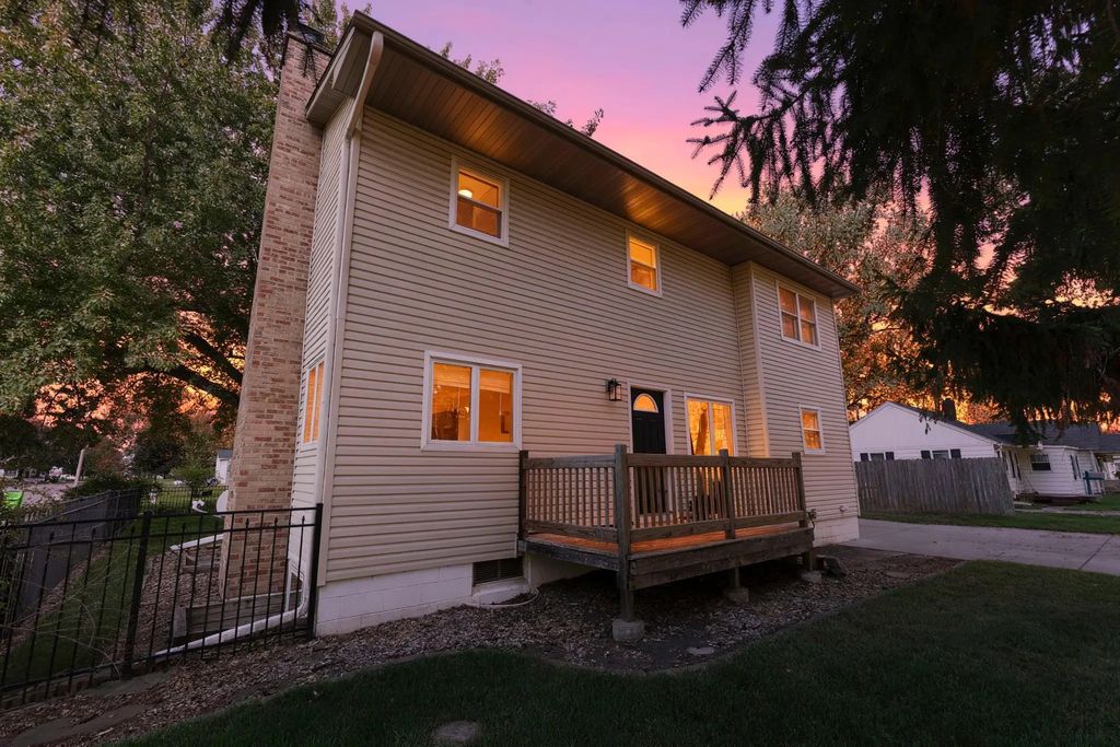 737 S Dakota Avenue, New Richmond