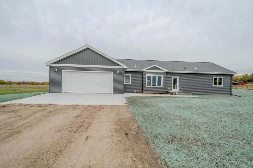 37713 470th Street, Frazee