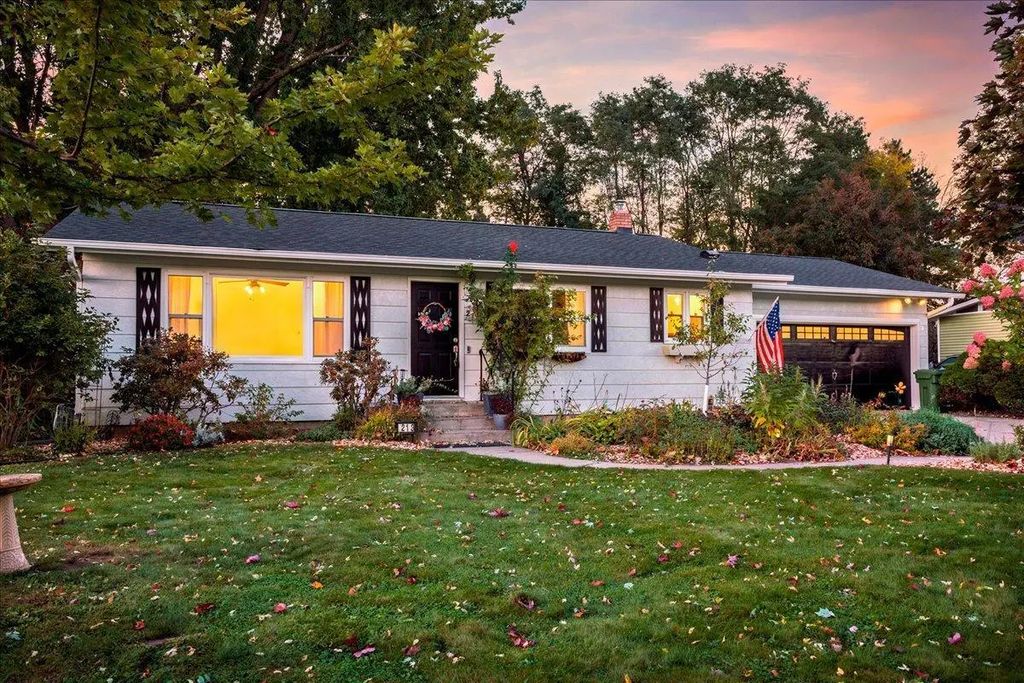 213 George Avenue, Amery