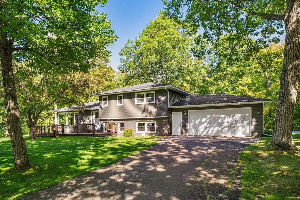 5731 Sunburst Drive, Duluth