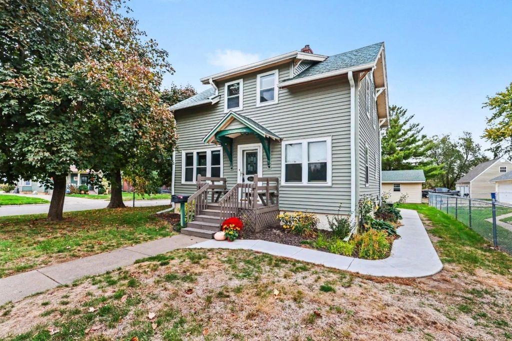 1942 W 5th Street, Red Wing