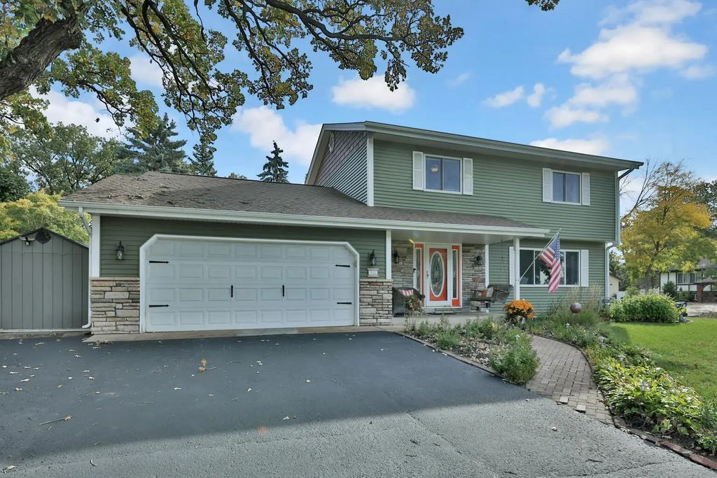 9653 Able Street Ne, Blaine