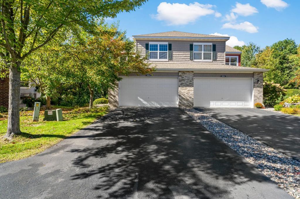 18043 Kindred Court, Lakeville