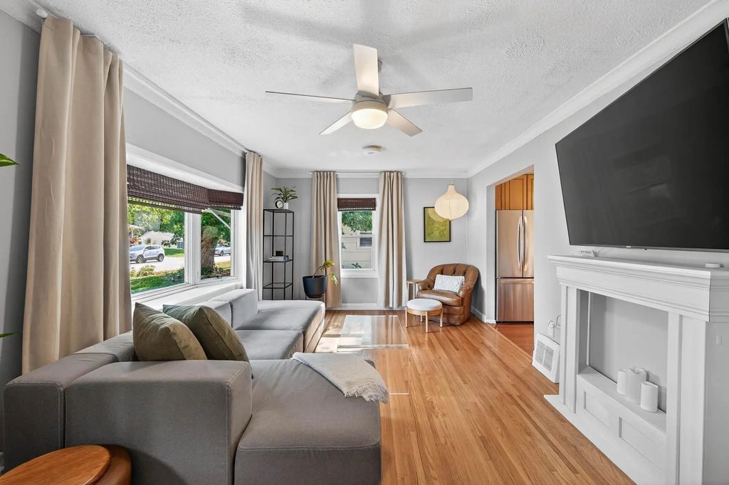 2908 Brunswick Avenue S, Saint Louis Park