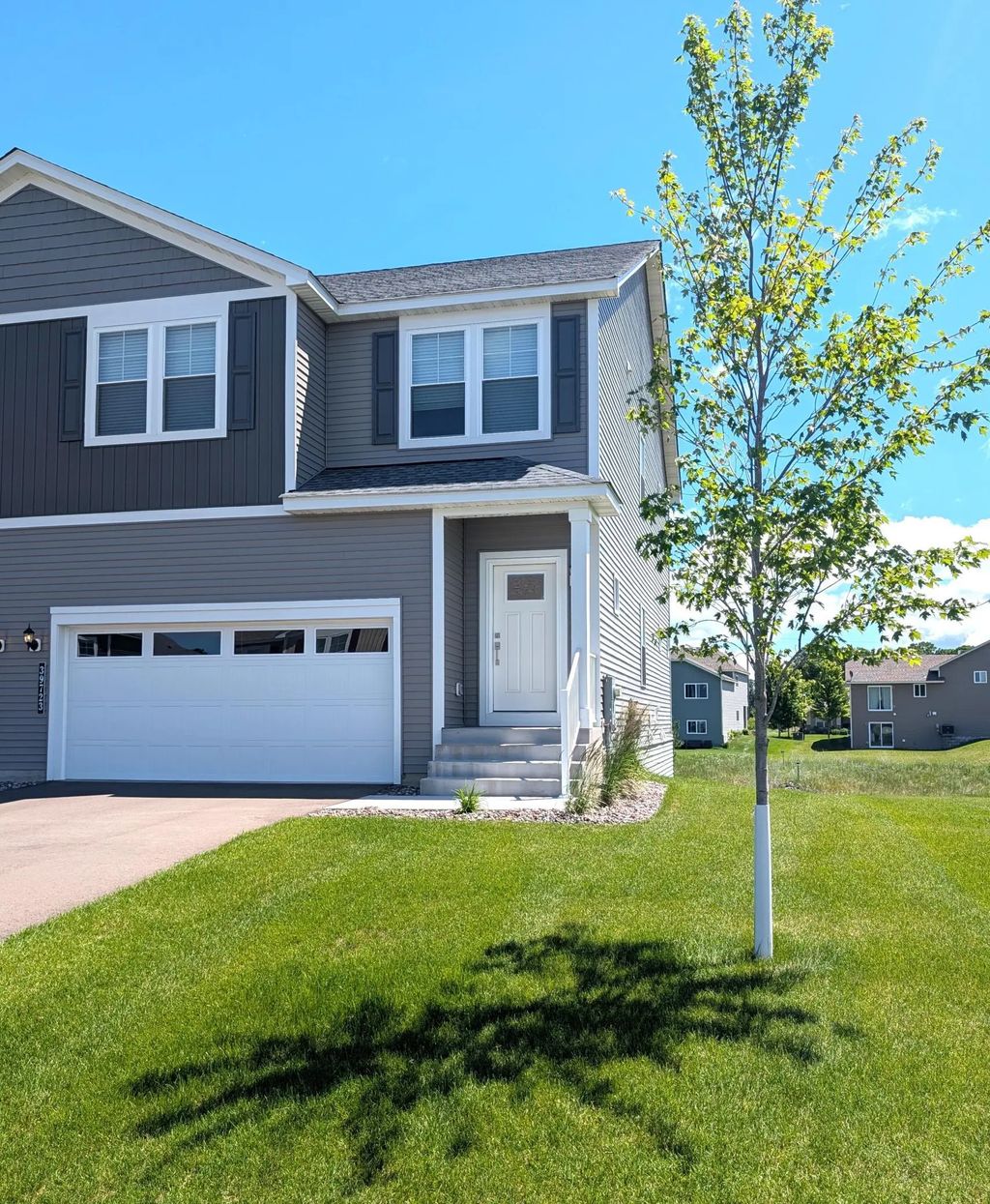 39723 Fallbrook Avenue, North Branch
