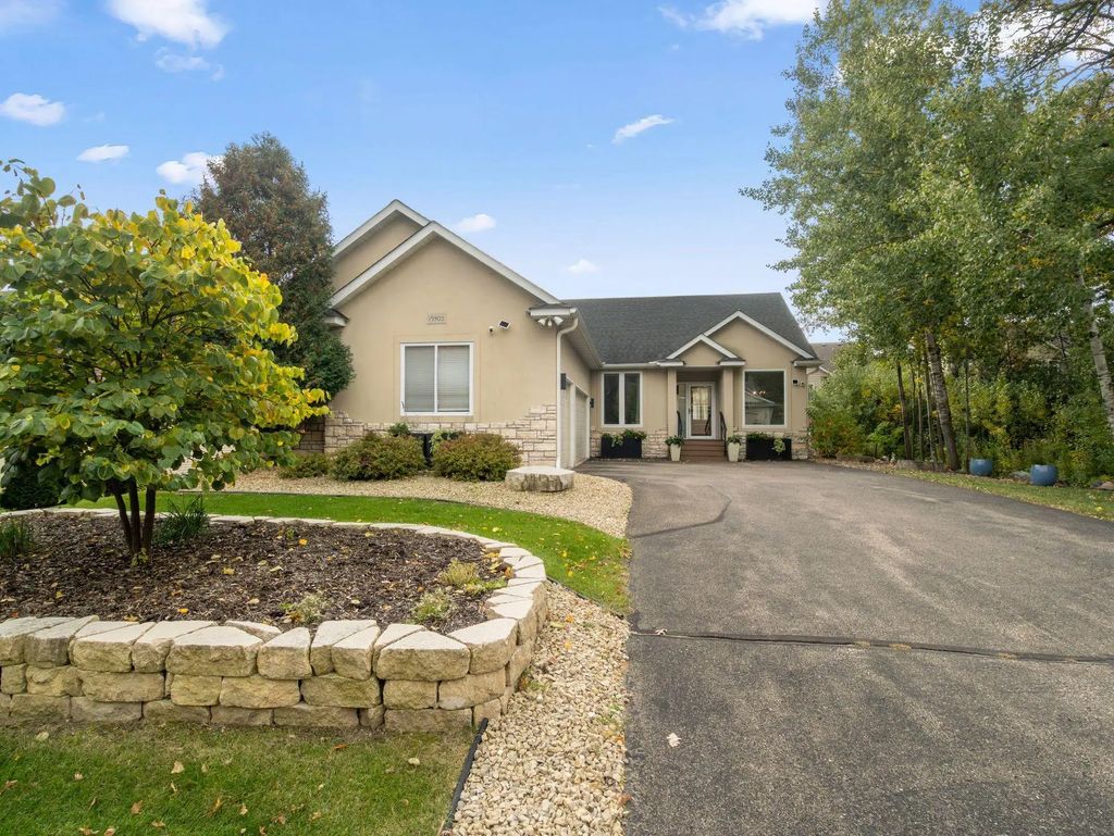 15903 Kendale Drive, Lakeville