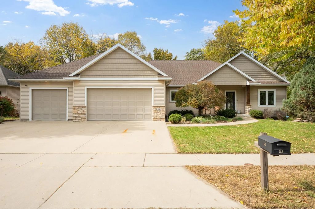 53 River Court Ne, Rochester