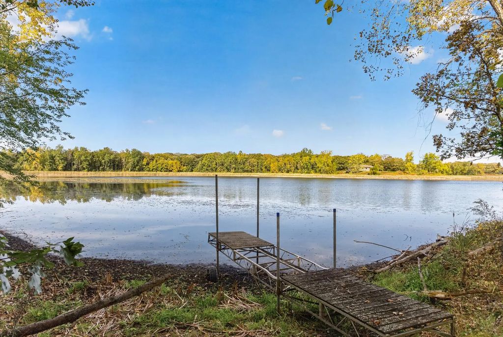 7694 89th Avenue Se, Clear Lake