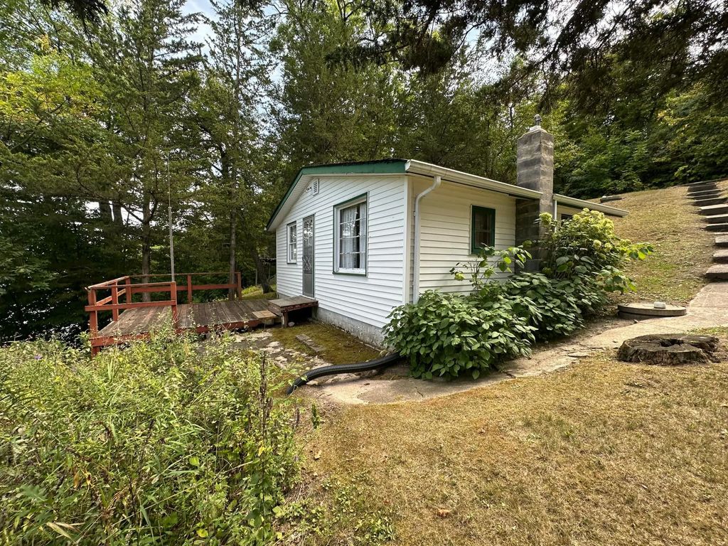 30352 Brentwood Road, Paynesville