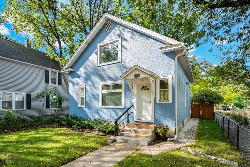 2800 32nd Avenue S, Minneapolis