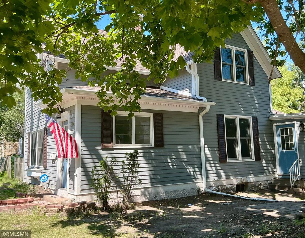 704 Mulberry Street W, Stillwater