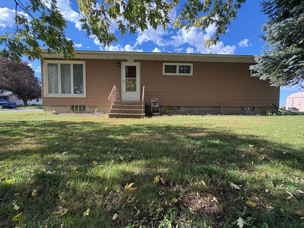 301 Washington Avenue, Alden