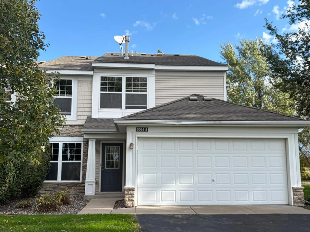 5065 149th Street N 2, Hugo