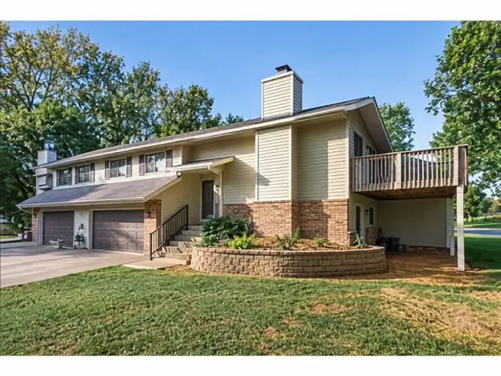 11227 Xavier Circle, Bloomington