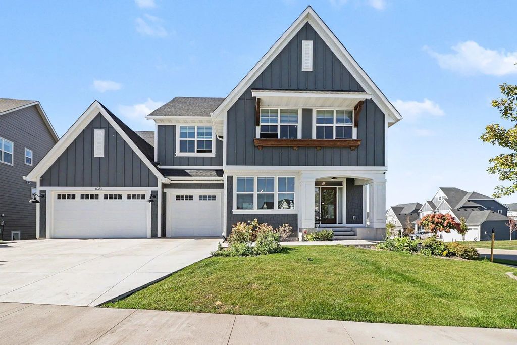 6325 Yuma Lane N, Maple Grove
