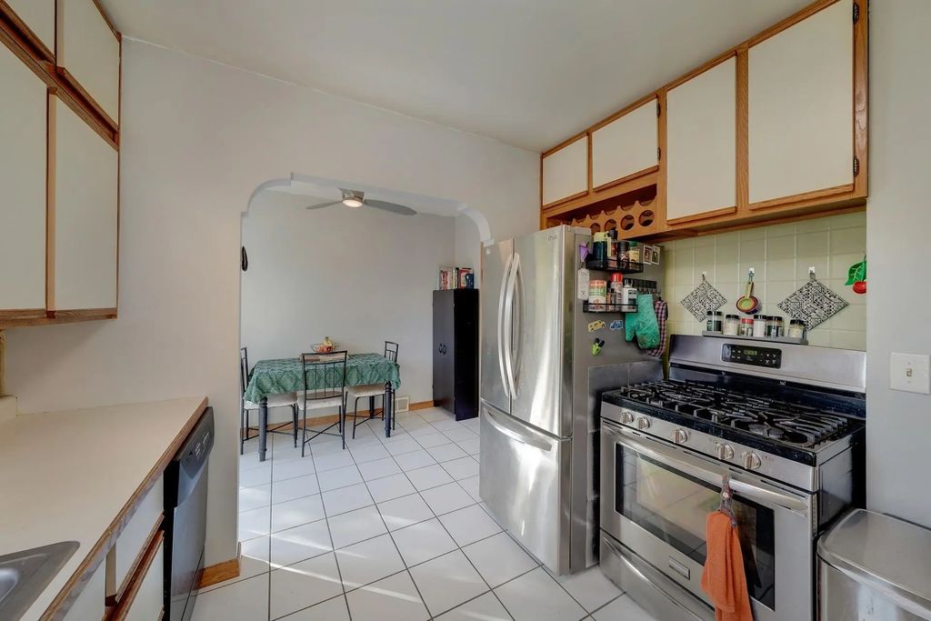 1762 Hoyt Avenue E, Saint Paul