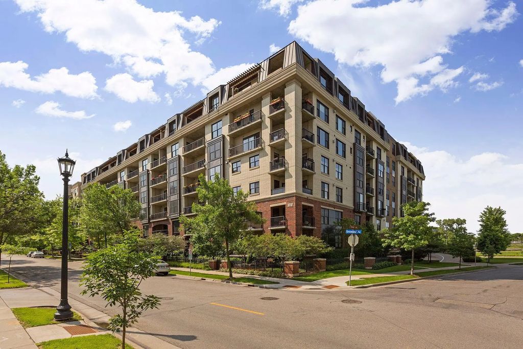 317 Groveland Avenue 311a, Minneapolis