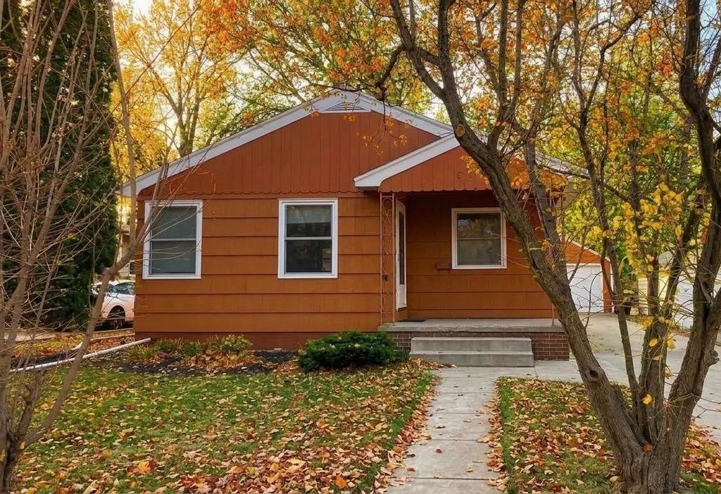 515 9th Street Nw, Willmar
