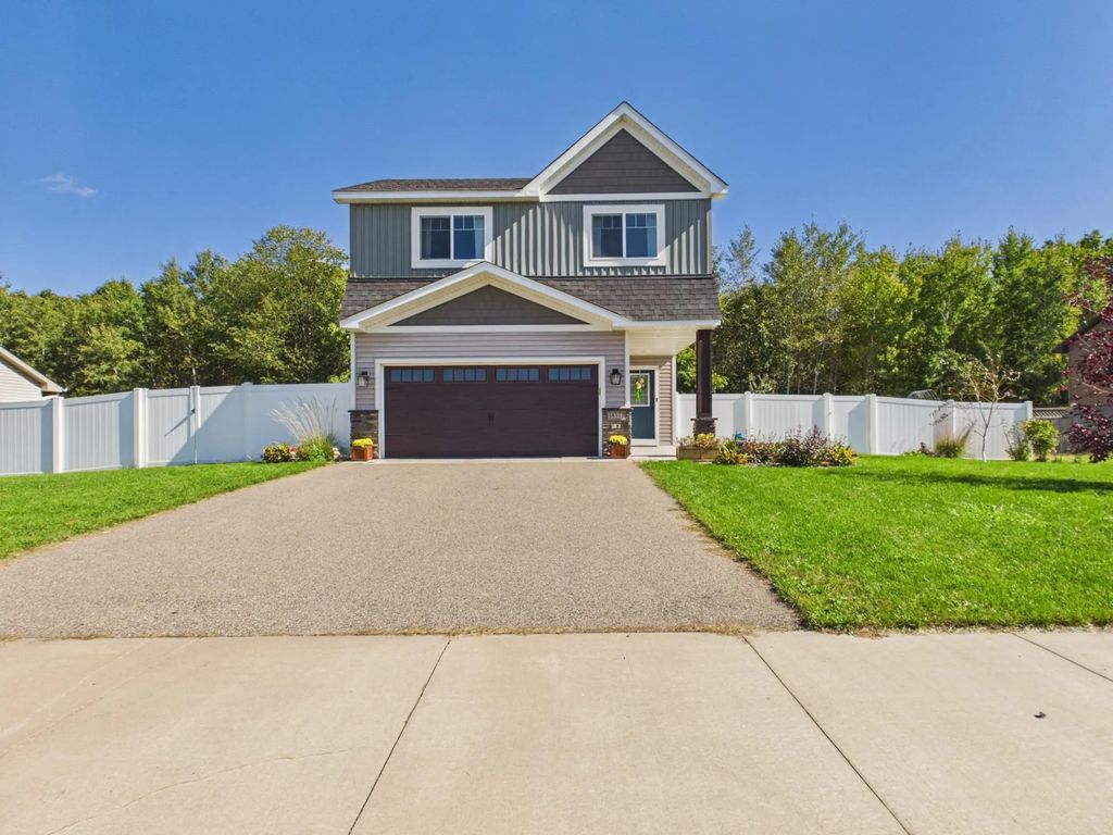 38377 Hunters Ridge Trail, North Branch