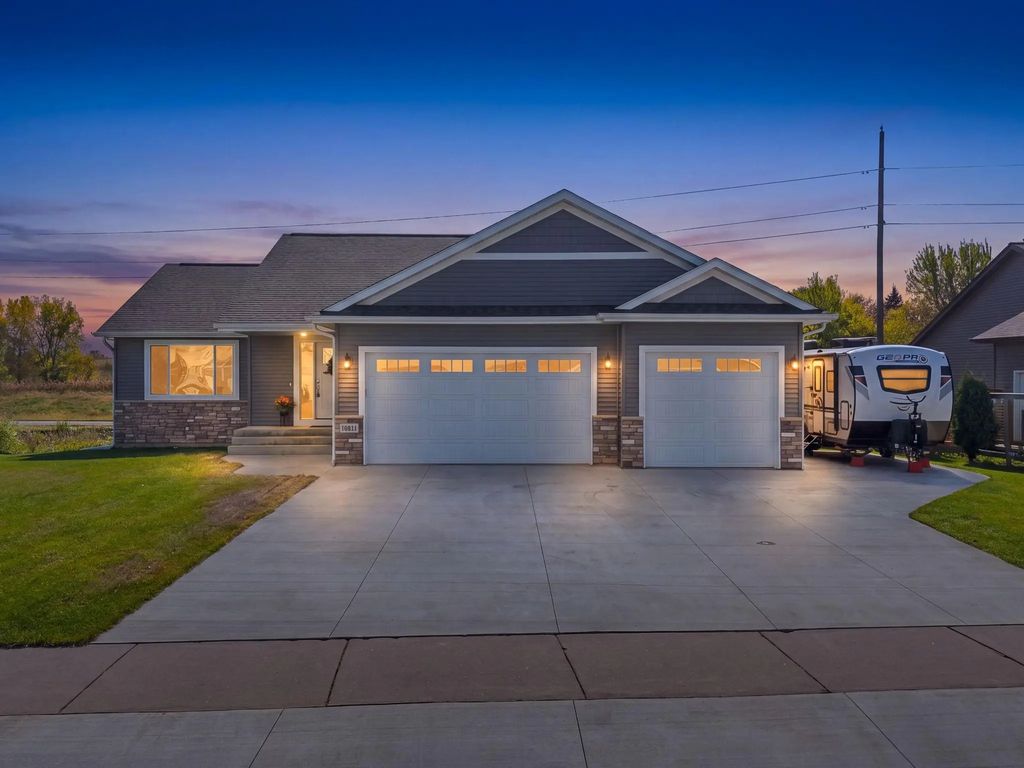 11411 Latham Lane, Chisago City