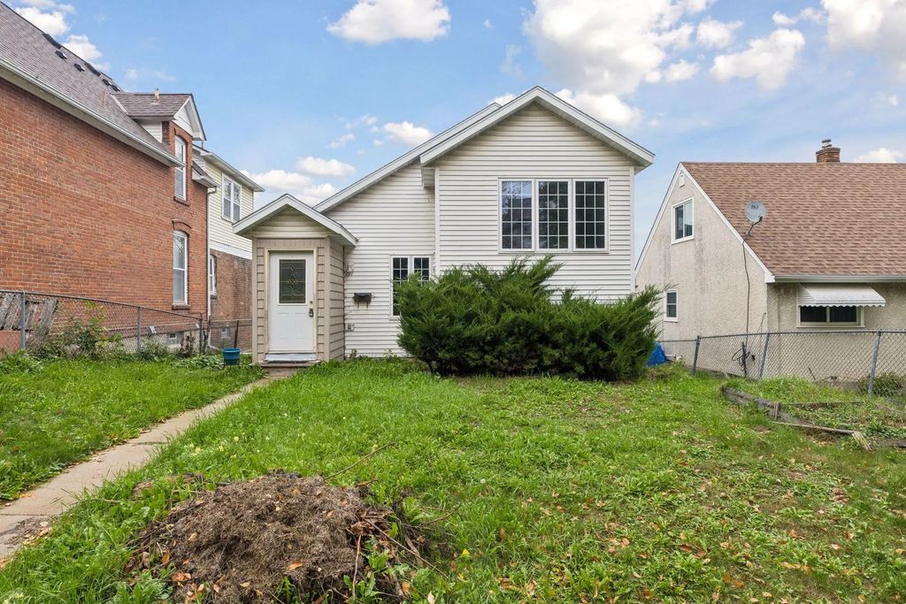 297 Morton Street E, Saint Paul
