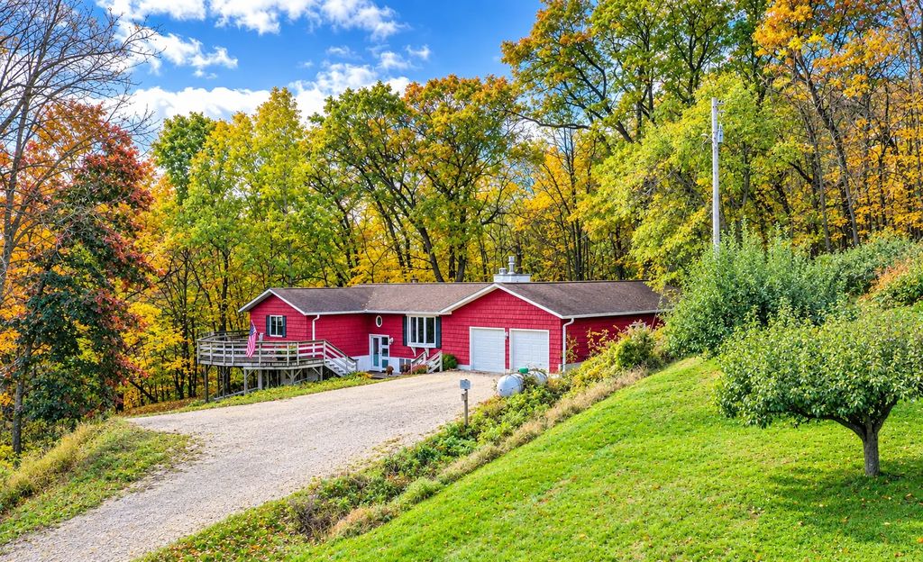 29651 County 5, Wykoff