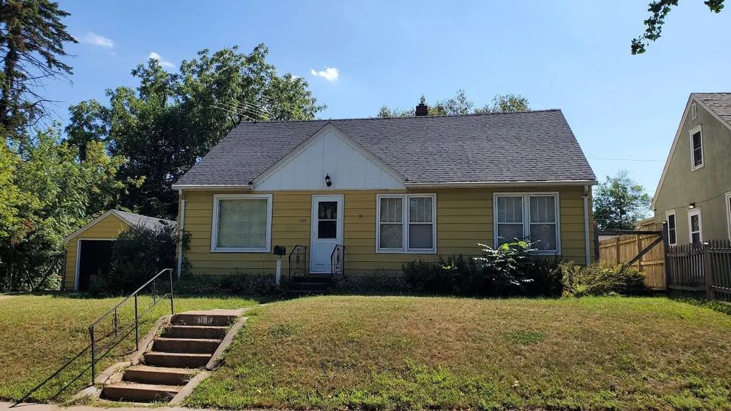 1988 Fremont Avenue E, Saint Paul