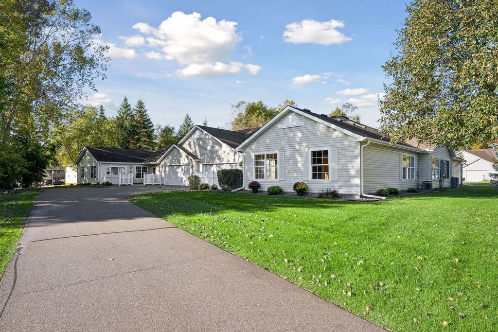 19107 Jackson Court Nw, Elk River