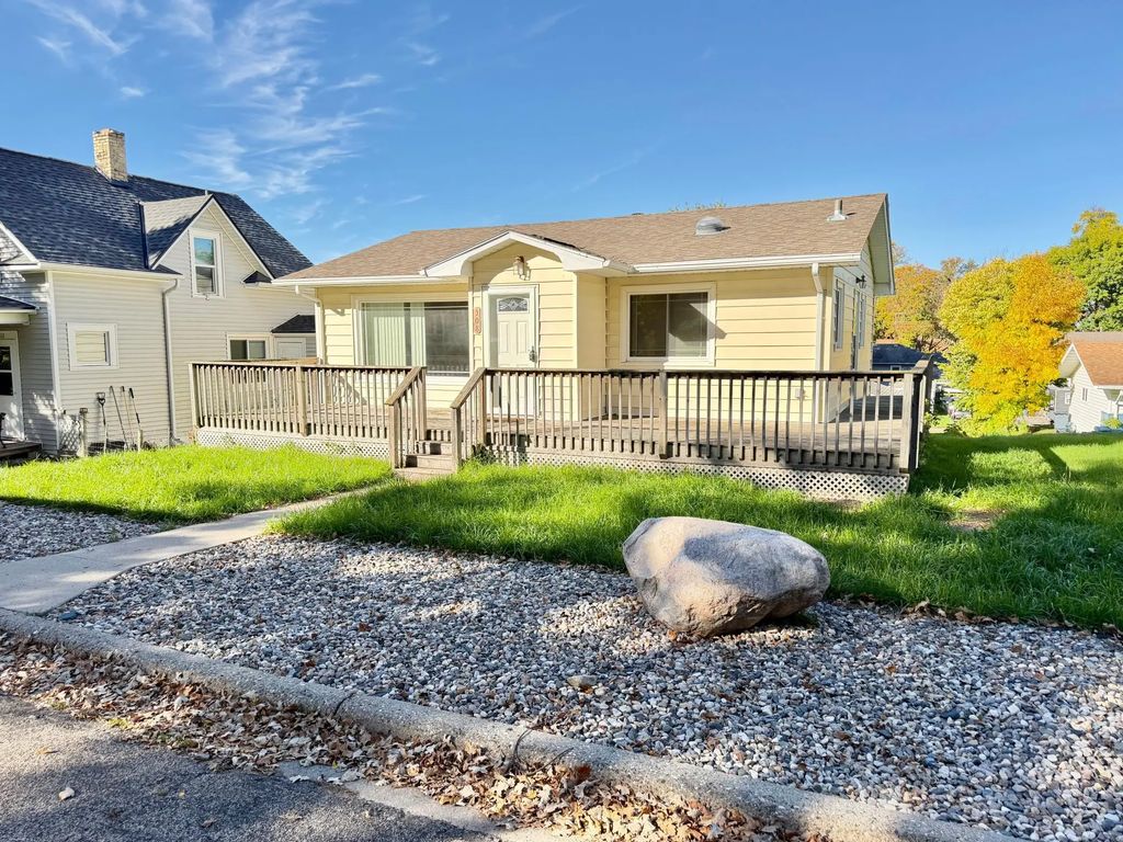 308 2nd Street Se, Pelican Rapids