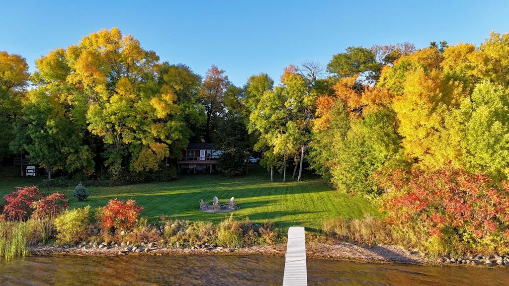 4885 Walnut Road, Isle