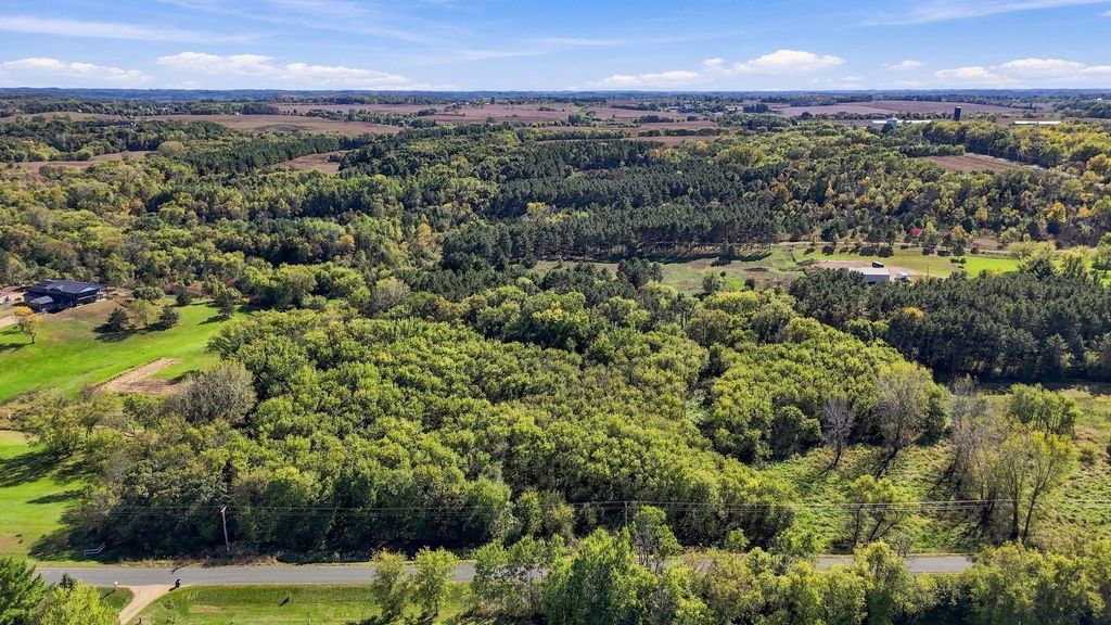 643 (lot 4) 100th Street, Roberts